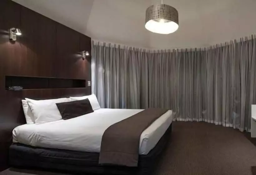 The Towers On The Park