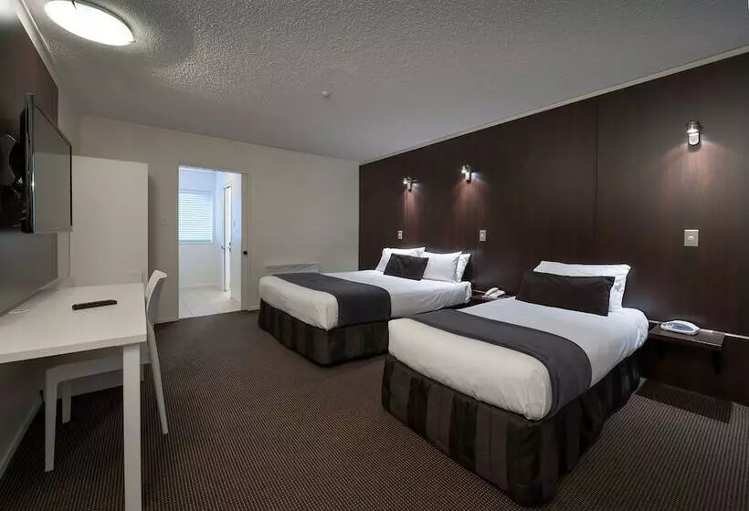 Fotos del hotel The Towers On The Park:  11