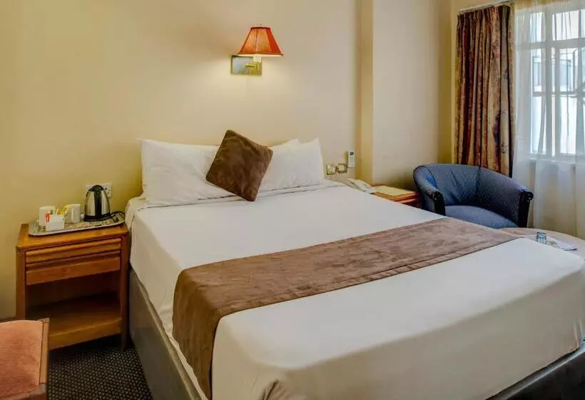 Fotos del hotel New Ambassador:  18