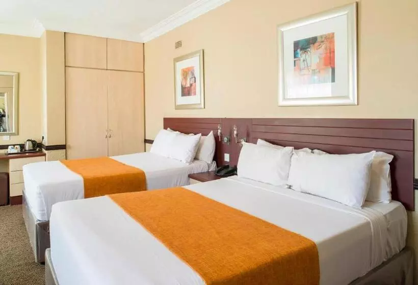 Fotos del hotel New Ambassador:  19