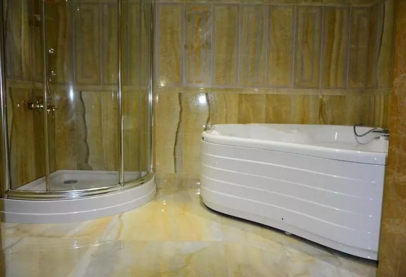 Fotos del hotel Intourist Palace Batumi  & Casino:  5