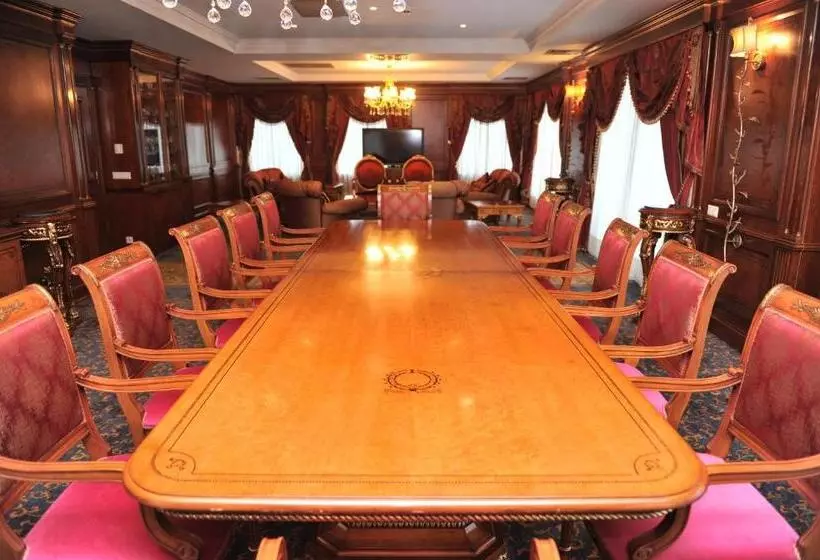 Fotos del hotel Intourist Palace Batumi  & Casino:  8