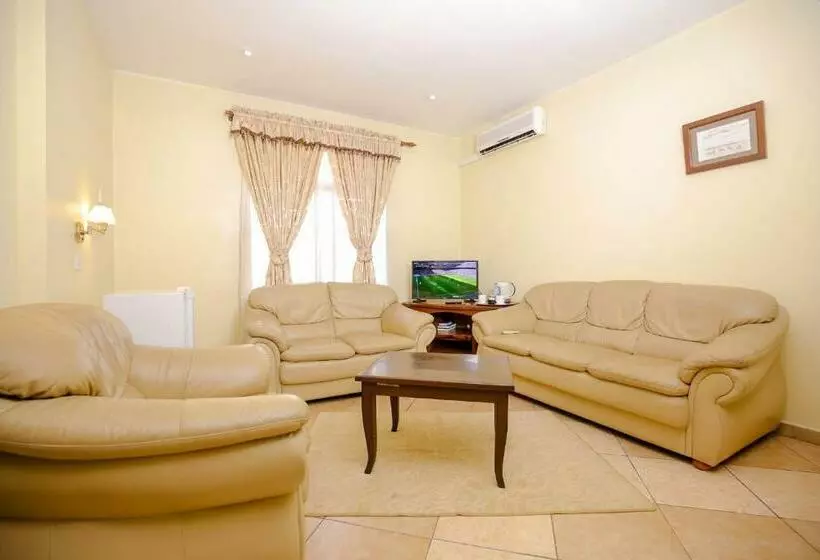 Fotos del hotel New Safari:  10