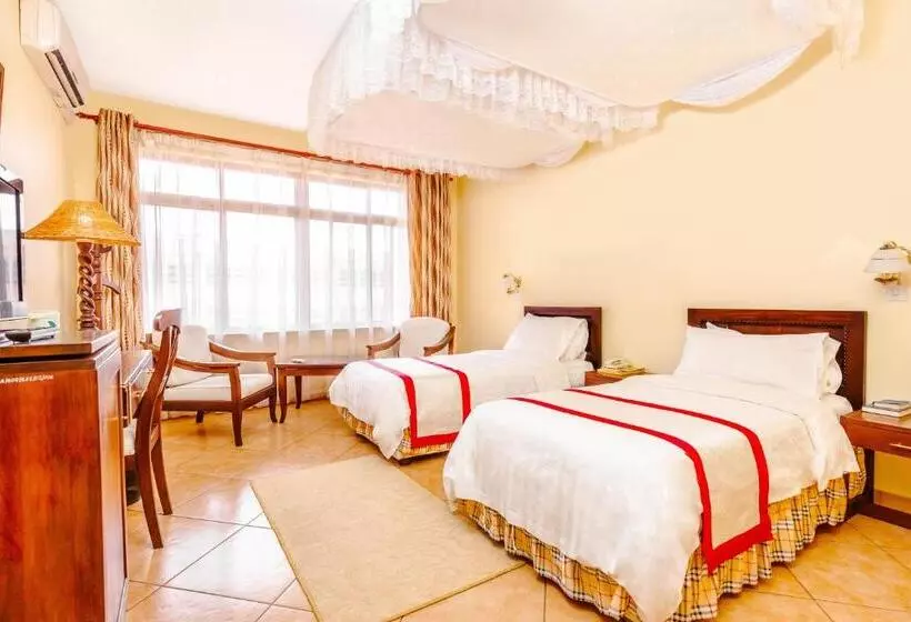 Fotos del hotel New Safari:  11