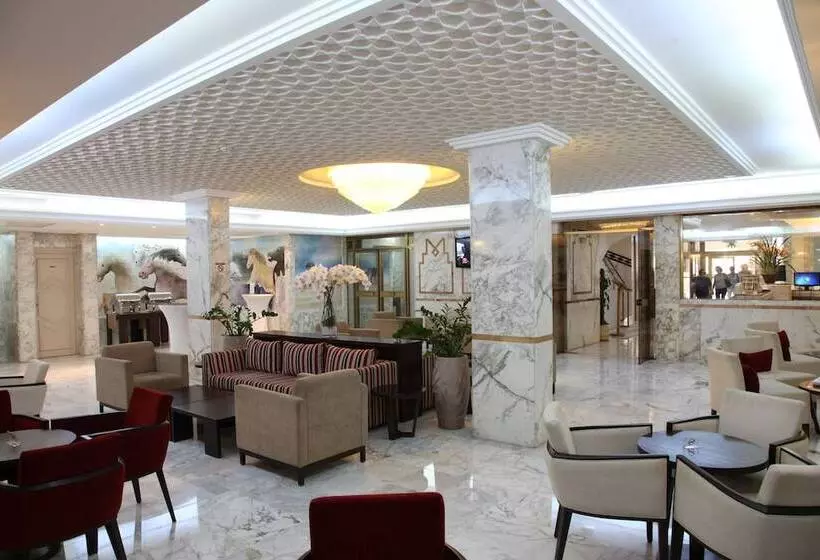 Fotos del hotel Hôtel Belvédère Fourati:  3