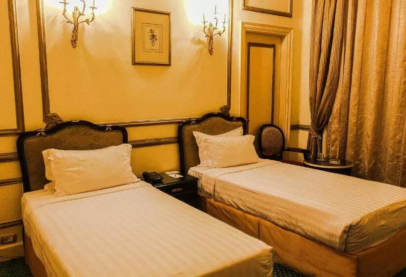 Fotos del hotel Paradise Inn Windsor Palace:  7