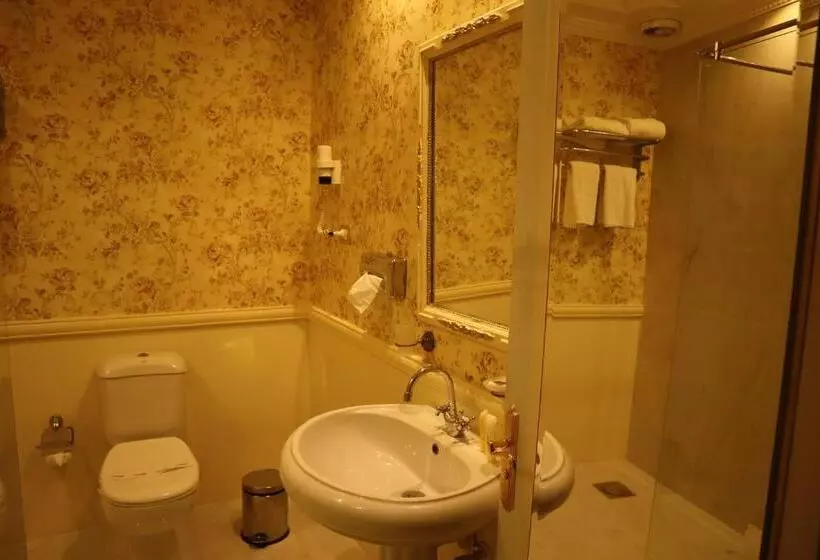 Fotos del hotel Paradise Inn Windsor Palace:  19