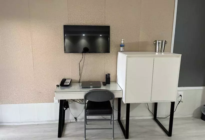 Fotos del hotel Travelodge By Wyndham Orlando At Heart Of International Drive:  25