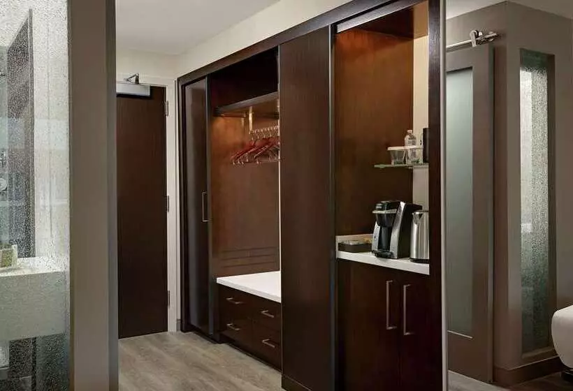 Hilton Washington Dc National Mall The Wharf