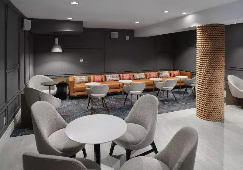 Fotos del hotel Axiom:  12