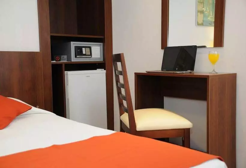 Fotos del hotel California:  2