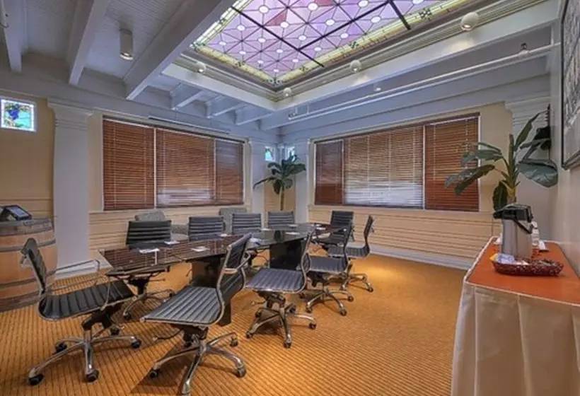 Fotos del hotel Executive Hotel Vintage Court:  7