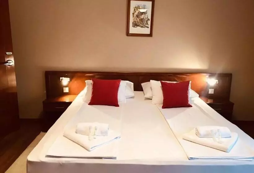 Fotos del hotel Bristol:  9