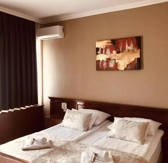 Fotos del hotel Bristol:  25