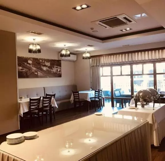 Fotos del hotel Bristol:  10