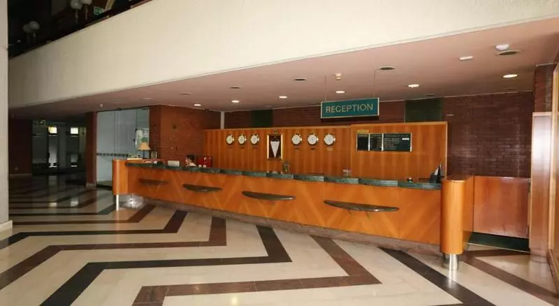 Fotos del hotel Holiday:  3