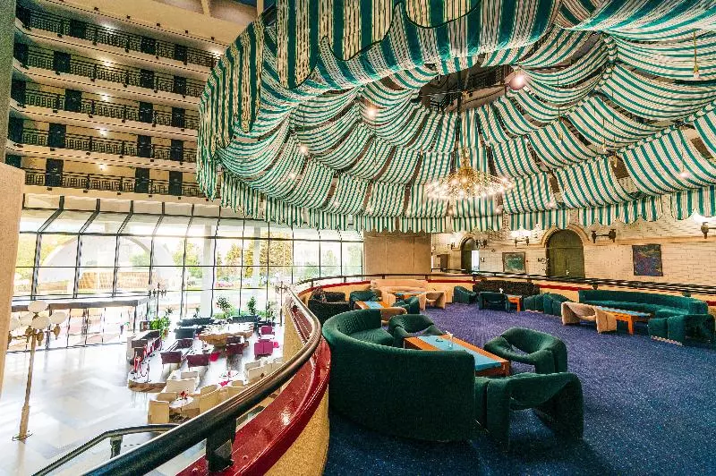 Fotos del hotel Holiday:  17