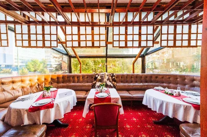 Fotos del hotel Holiday:  5