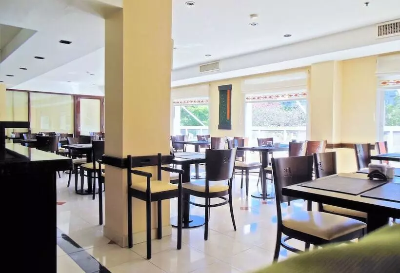 Fotos del hotel Embajador:  18