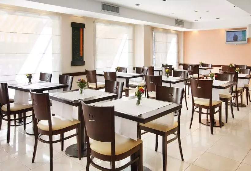 Fotos del hotel Embajador:  4