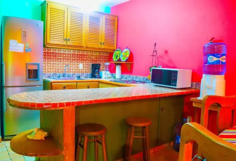 Fotos del hotel Nautibeach Beach Front Condos In North Beach:  5