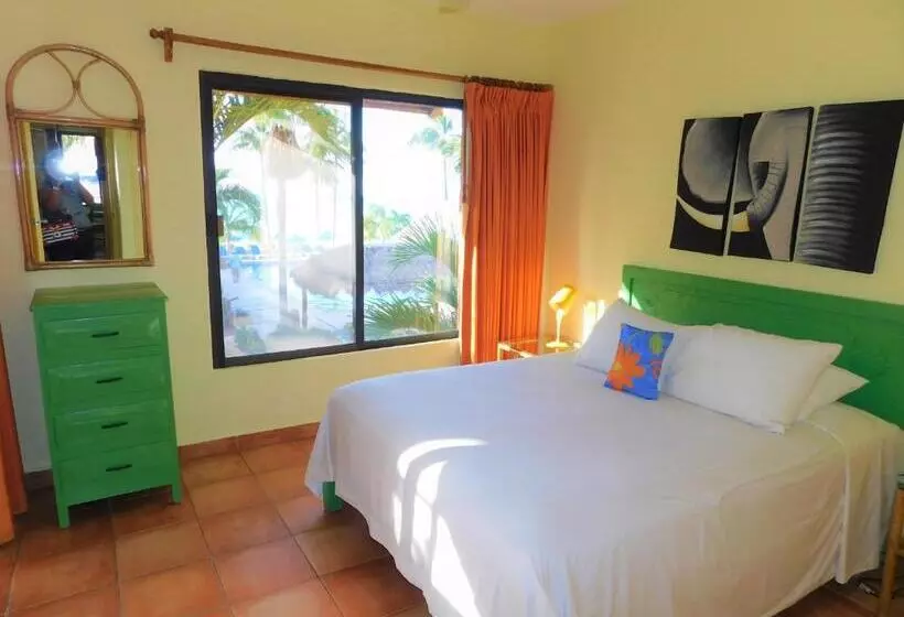 Fotos del hotel Nautibeach Beach Front Condos In North Beach:  21