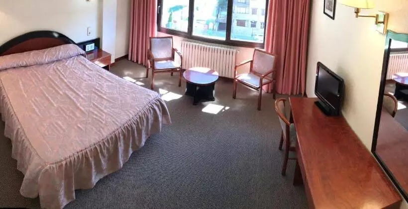 Fotos del hotel Roc Del Castell:  9