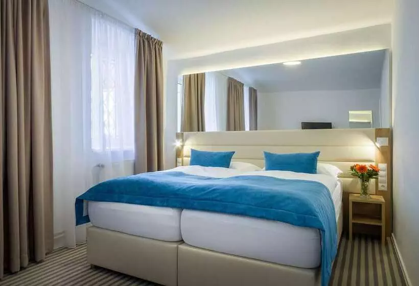 Fotos del hotel White Lion:  20