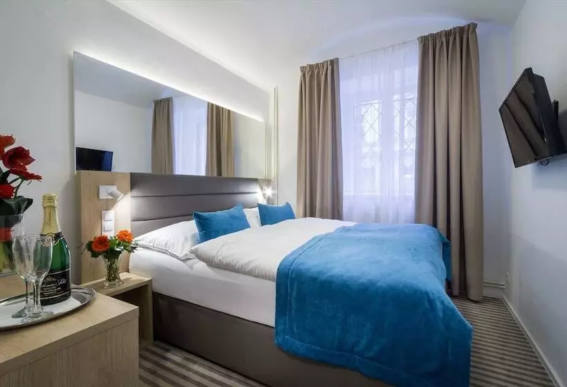 Fotos del hotel White Lion:  25