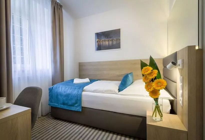 Fotos del hotel White Lion:  18