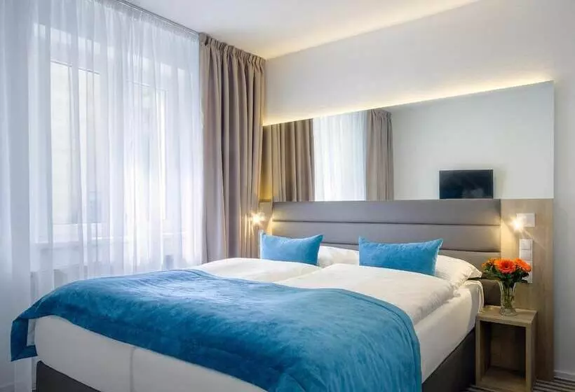 Fotos del hotel White Lion:  15