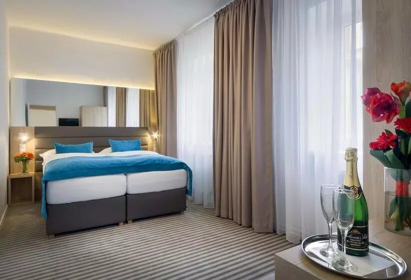 Fotos del hotel White Lion:  19