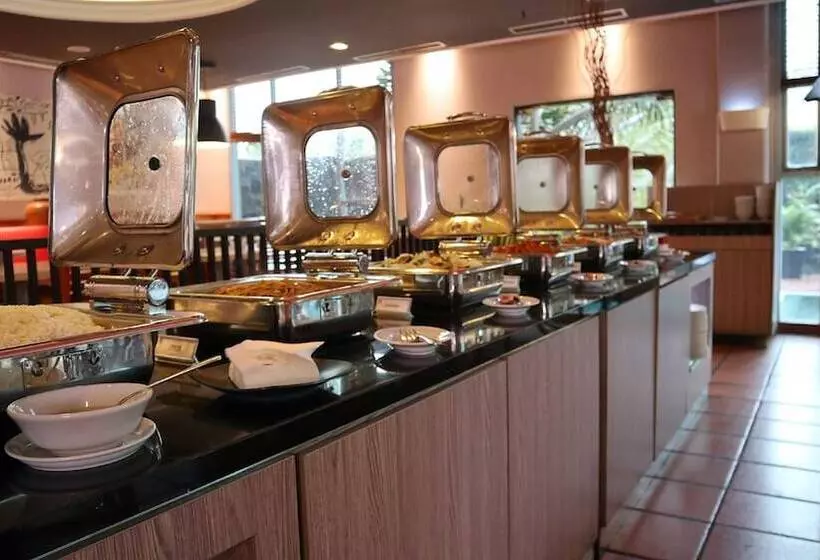 Fotos del hotel Kimaya Slipi Jakarta By Harris:  4