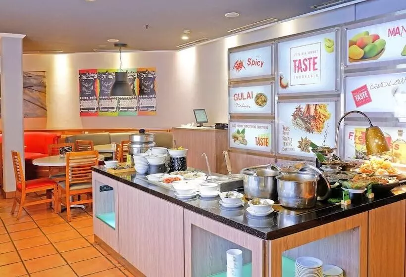 Fotos del hotel Kimaya Slipi Jakarta By Harris:  5