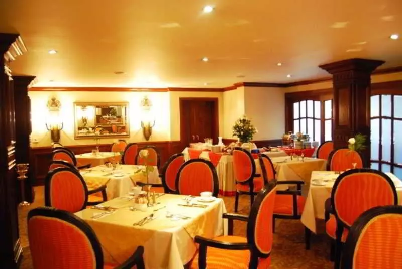 Fotos del hotel De La Ville:  4