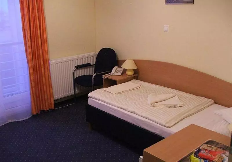 Fotos del hotel Papillon:  6