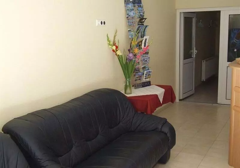 Fotos del hotel Papillon:  11