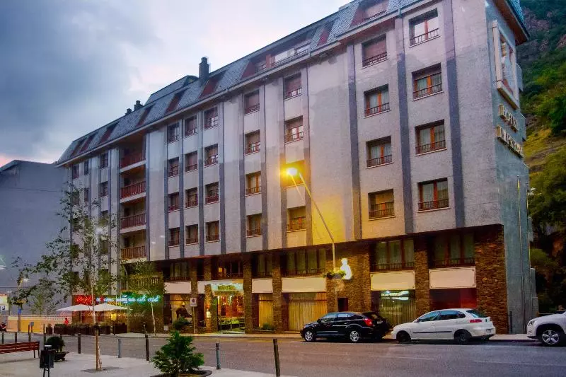 Fotos del hotel YOMO Imperial:  5