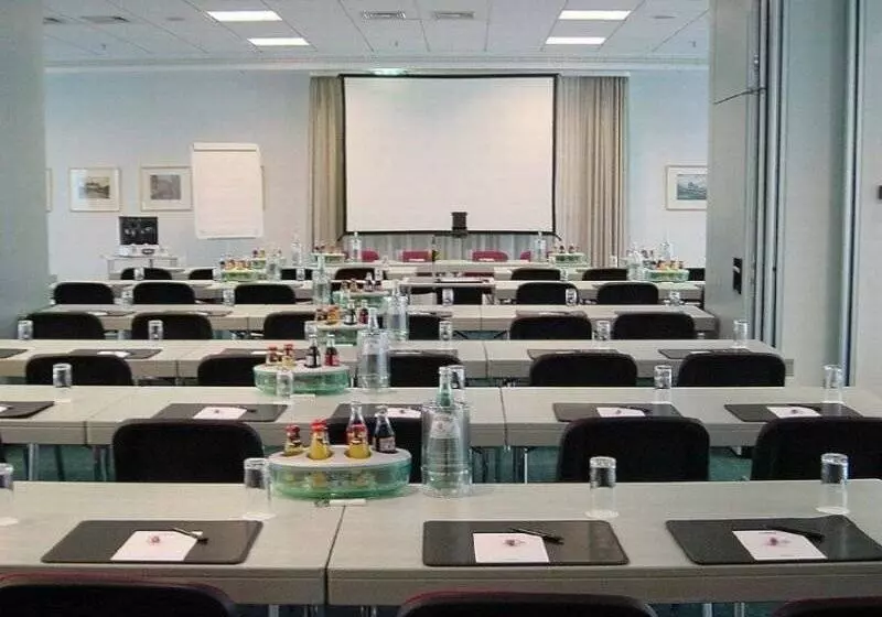 Fotos del hotel Amadeus Frankfurt:  5