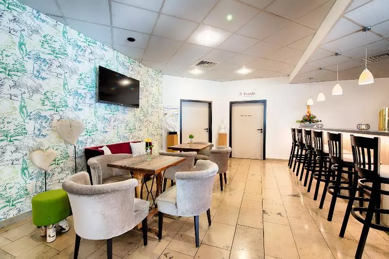 Fotos del hotel Achat  Stuttgart Zuffenhausen:  8