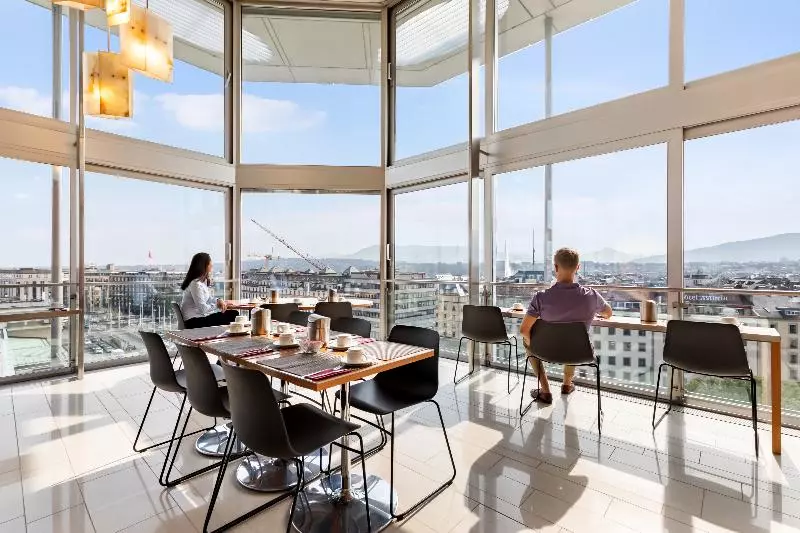 Fotos del hotel Cornavin Geneve:  8