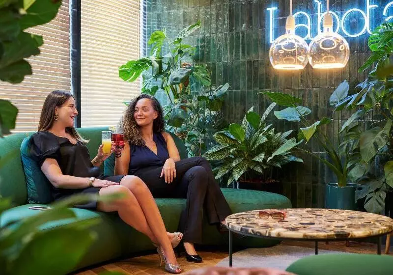 Fotos del hotel Mercure Paris Montparnasse Pasteur:  10