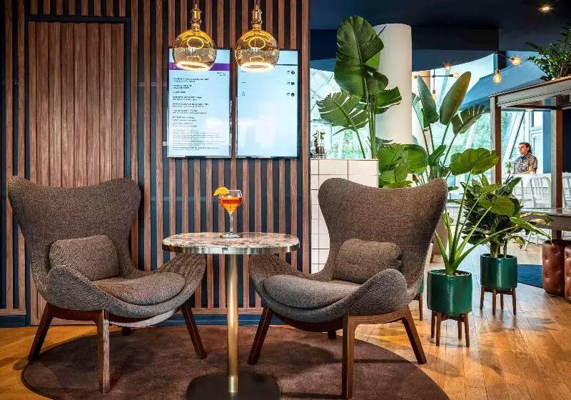 Fotos del hotel Mercure Paris Montparnasse Pasteur:  11