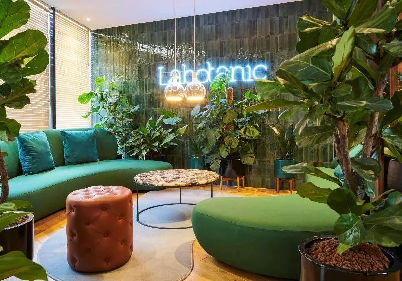 Mercure Paris Montparnasse Pasteur