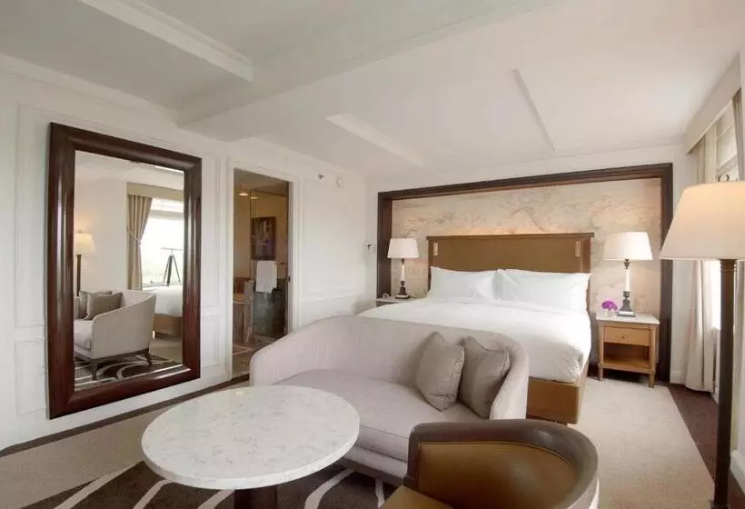 The Ritz-carlton New York, Central Park The Ritz-carlton New York, Central Park