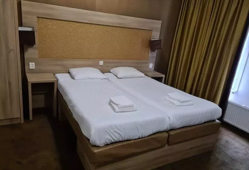 Fotos del hotel Hotel 74:  13