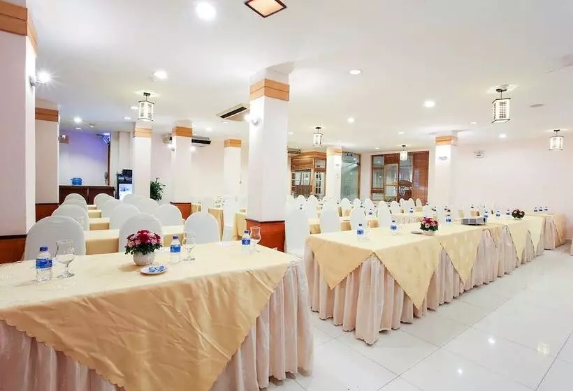 Fotos del hotel Oscar Saigon:  5