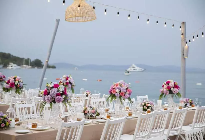 Fotos del hotel Torbahan:  24