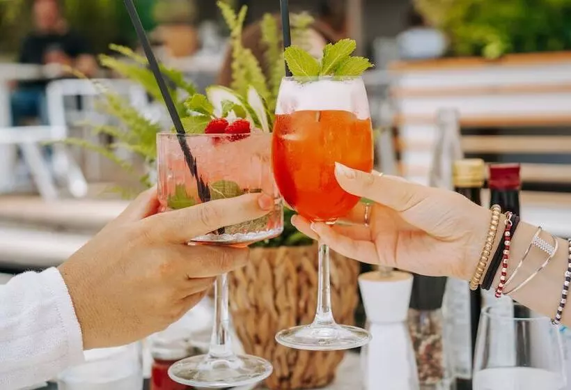 Fotos del hotel Jw Marriott Cannes:  12