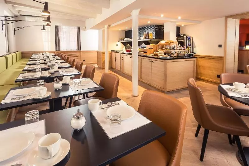 Fotos del hotel Hôtel Du Dragon:  4